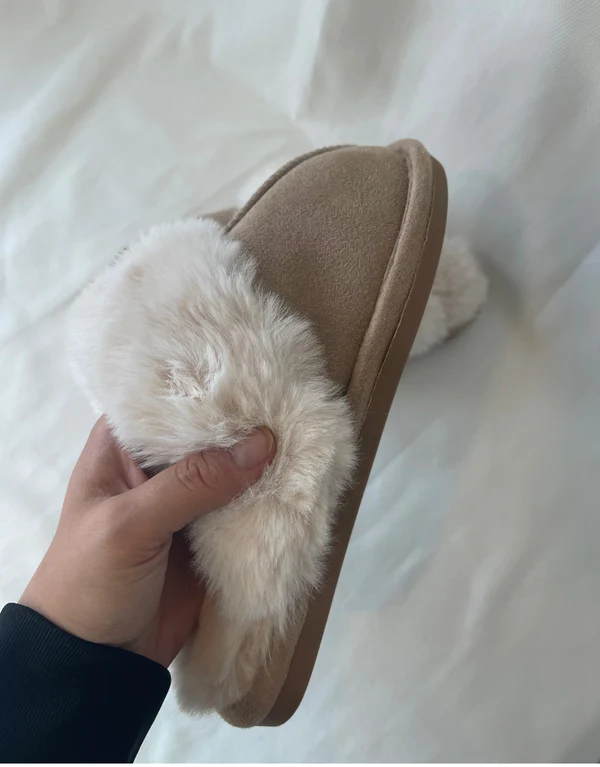 BearHug Coziness Flats - K&L Trending Products